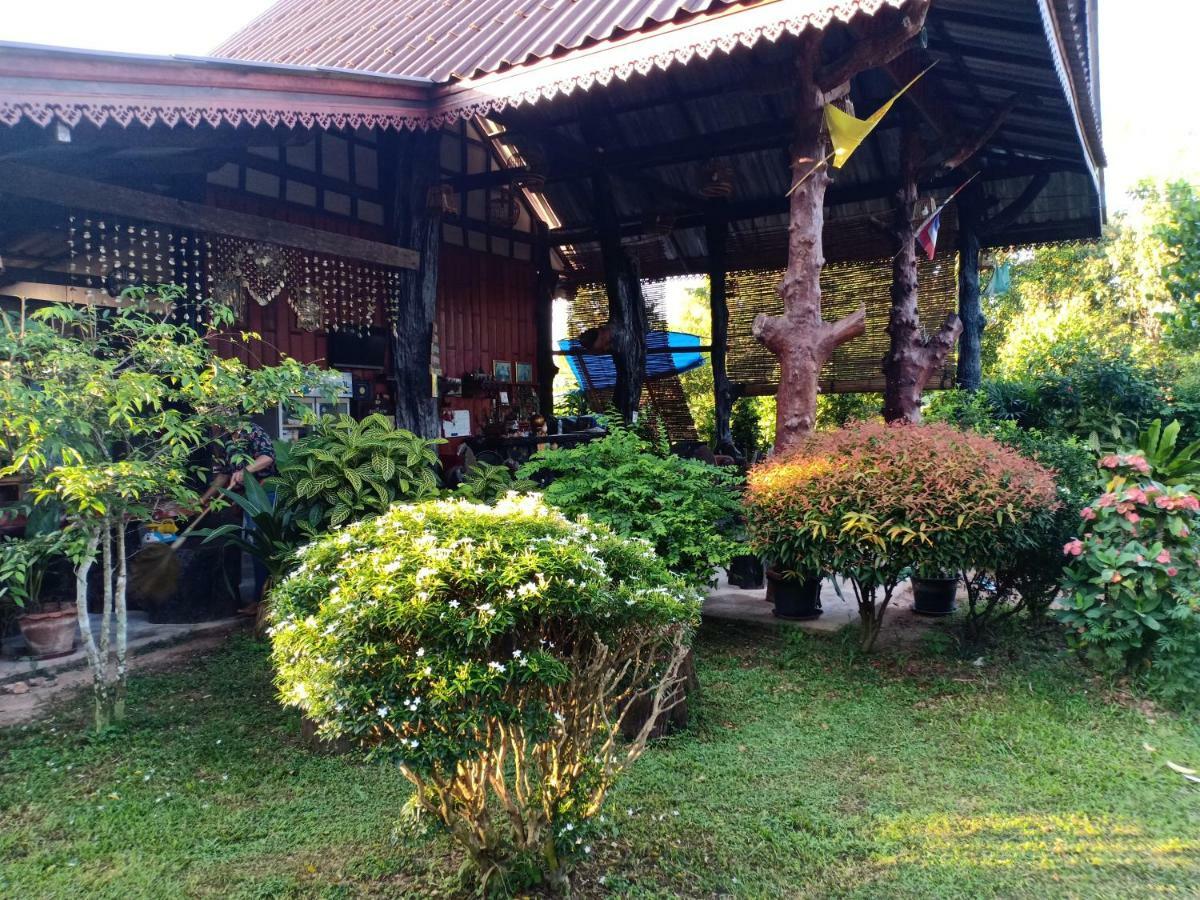 Friendly Koh Jum Hotell Exteriör bild